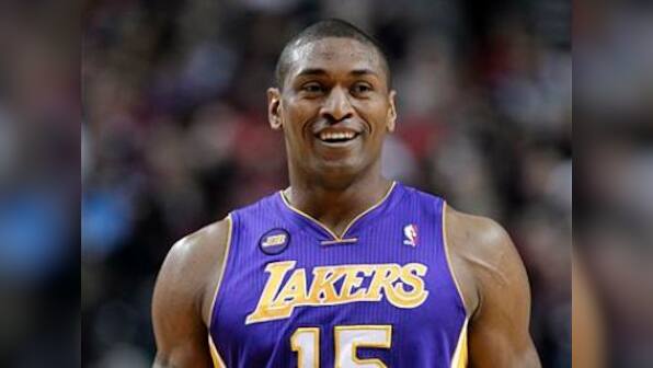 Just as Knicks get World Peace, they lose Smith 