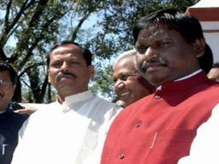 Jharkhand: BJP urges governor to dissolve Assembly