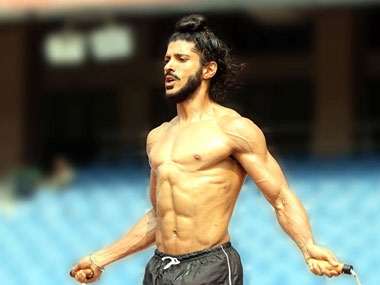 Movie review: Bhaag Milkha Bhaag feels like an exaggerated yarn Movie review: Bhaag Milkha Bhaag feels like an exaggerated yarn