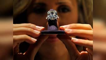 Jewellers bank on  diamonds, NRIs to beat gold import woes