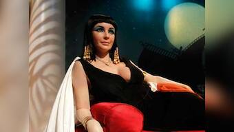 Liz Taylor's jewellery, costumes from Cleopatra up for auction
