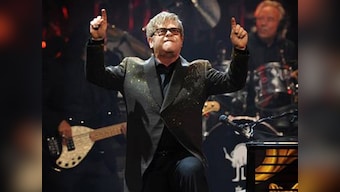 Elton John cancels remaining New Zealand tour performances due to pneumonia diagnosis; shows postponed to 2021