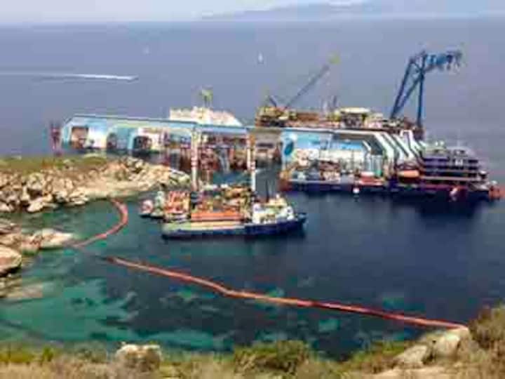 18 months after accident, Captain of wrecked cruise ship on trial in Italy 