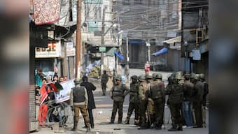 J&K grenade attack: Undertrial dead, policemen injured