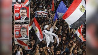 Egypt army gives Mursi 48 hours to share power