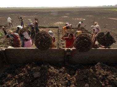 All NREGA funds lying unused in Odisha, show cause issued