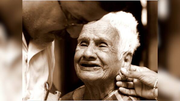 Chinese people must visit aging parents or risk getting sued