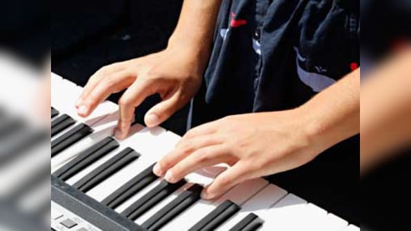 Scientists develop piano keyboard that can sound like guitar