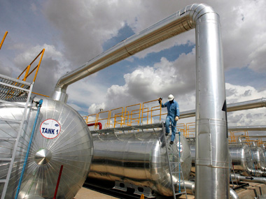 Rajasthan: Refinery issue stokes Jat anger against Cong Rajasthan: Refinery issue stokes Jat anger against Cong