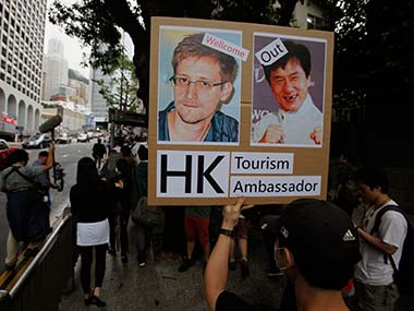 Snowden requests meeting with human rights groups in Moscow Snowden requests meeting with human rights groups in Moscow