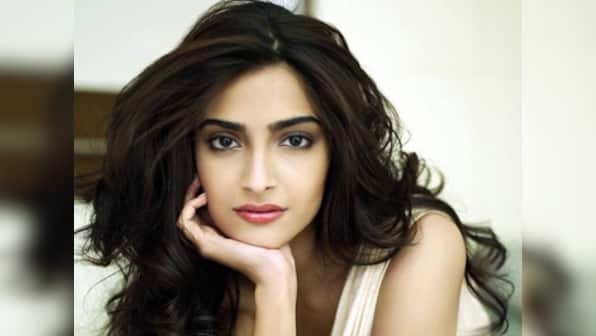 Sonam Kapoor gets help with comic timing from Rishi Kapoor