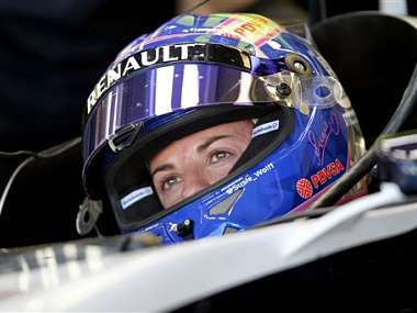 Susie Wolff makes full test debut with Williams Susie Wolff makes full test debut with Williams