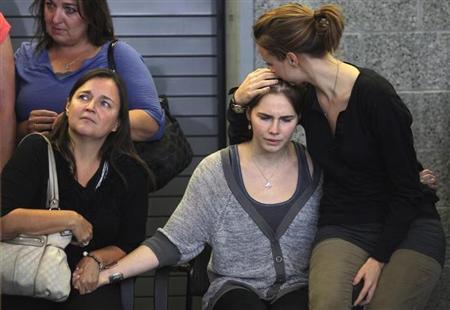 Amanda Knox will not return to Italy for murder retrial - report Amanda Knox will not return to Italy for murder retrial - report