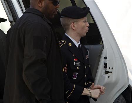 Austin R Wedington US Army judge to sentence WikiLeaks' Manning Wednesday – Firstpost