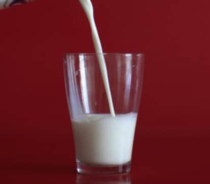Study: Boiling milk depletes nutrition Study: Boiling milk depletes nutrition