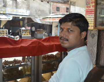 On VHP’s yatra eve, uneasy calm engulfs Ayodhya On VHP’s yatra eve, uneasy calm engulfs Ayodhya