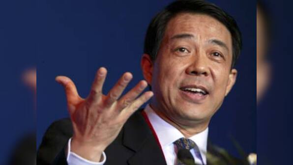 Bo Xilai distances himself from wife over bribery allegations