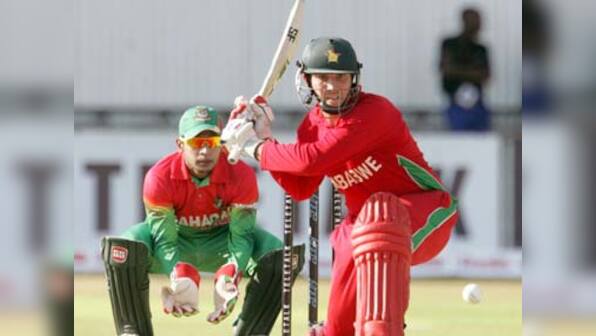 Zimbabwe coach sends team to India dressing room for cricket tips!