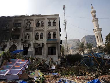 Egypt: Pro-Morsi protesters storm building in Cairo, death toll reaches 525 Egypt: Pro-Morsi protesters storm building in Cairo, death toll reaches 525