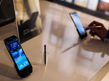 Samsung set to launch Galaxy Note III on 4 Sept in Berlin Samsung set to launch Galaxy Note III on 4 Sept in Berlin