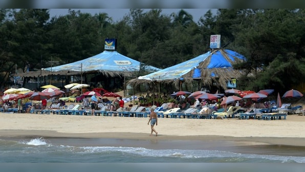 Goa orders bars, liquor stores to shut shop early