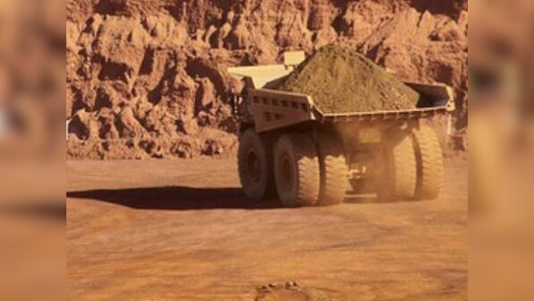 BJP holds Congress responsible for Goa's mining sector crisis