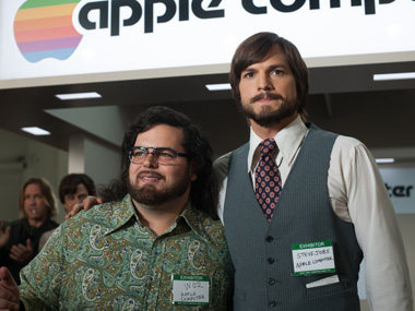 Ashton Kutcher rings NYSE opening bell to promote Jobs biopic Ashton Kutcher rings NYSE opening bell to promote Jobs biopic