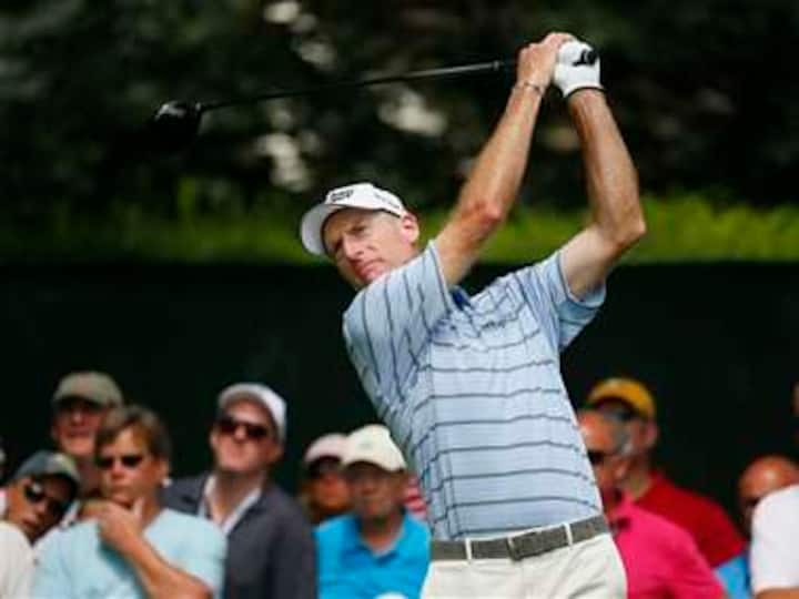Furyk and Scott share Oak Hill lead, Tiger toils