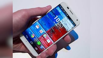 How Google's Moto X phone compares with S4, iPhone 5, HTC One