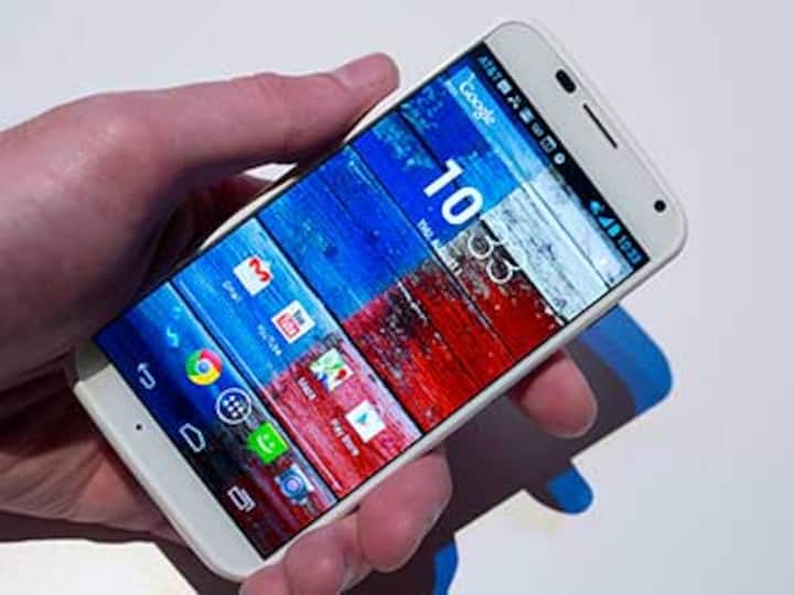 How Google's Moto X phone compares with S4, iPhone 5, HTC One How Google's Moto X phone compares with S4, iPhone 5, HTC One