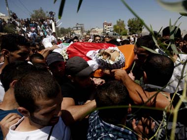 Palestinians halt peace talks after Israeli soldiers clash with protestors Palestinians halt peace talks after Israeli soldiers clash with protestors