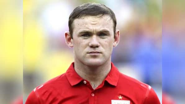 Moyes denies Rooney row, says striker is still not for sale