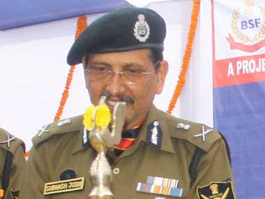Tension in LoC: BSF chief rushes to J&K Tension in LoC: BSF chief rushes to J&K