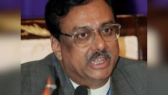 Tamil Nadu Cong chief rushes to Delhi after angry Chidambaram complains to Rahul