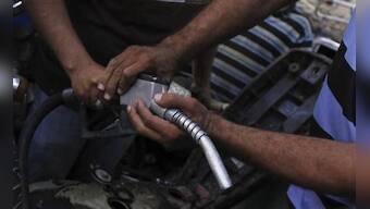 Oil up on Chinese demand, supply disruptions