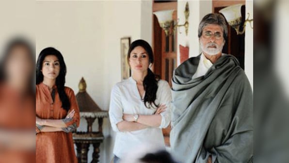 Satyagraha review: Bachchan, Bajpai fail to save film 