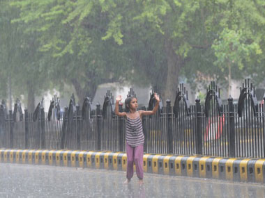 Heavy rains flood parts of Delhi Heavy rains flood parts of Delhi