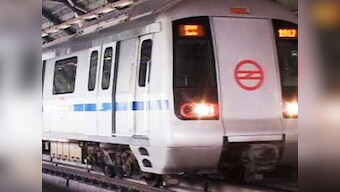 Snag affects Delhi Metro blue line service 