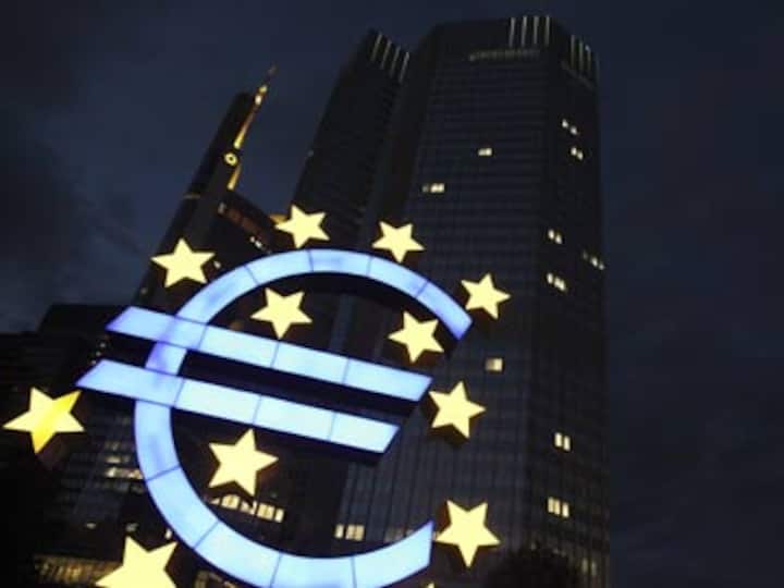 Eurozone begins to recover: Services PMI rise for first time in 18 months Eurozone begins to recover: Services PMI rise for first time in 18 months