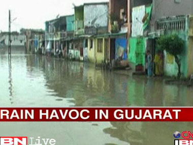 Gujarat floods:17,000 shifted in Bharuch after release of Narmada water Gujarat floods:17,000 shifted in Bharuch after release of Narmada water