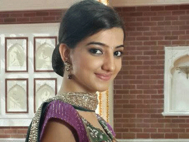 TV actress Loveleen Kaur assaulted in Mumbai as bystanders watch TV actress Loveleen Kaur assaulted in Mumbai as bystanders watch