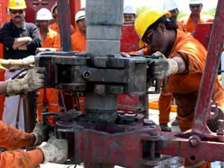 ONGC pipeline ruptures, oil spillage in Bhadbhut