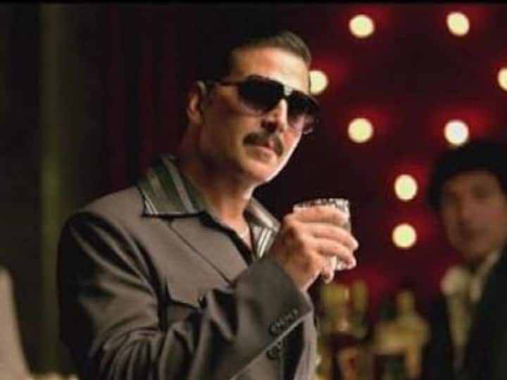 OUATIMD review: Akshay Kumar, Imran Khan fail the gangster test