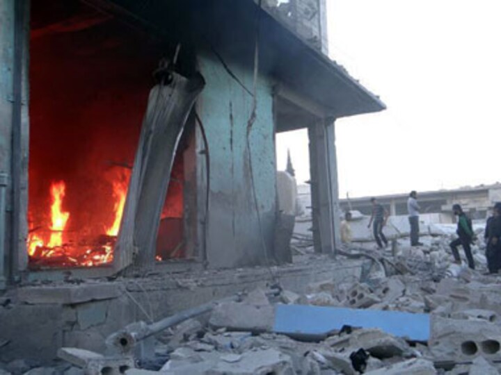 Syria: Opposition accuses Assad forces of using 'poisonous gases'