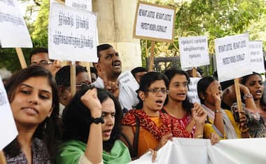 Images: Photographers, women journalists protest against Mumbai gangrape