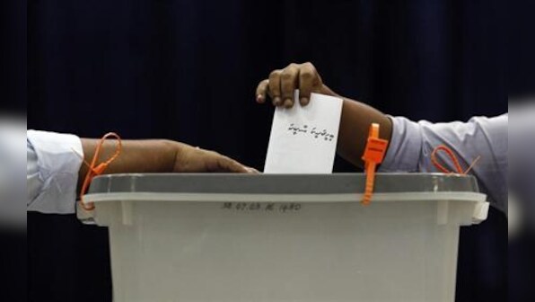 Maldives to hold run-off vote despite court delay - official