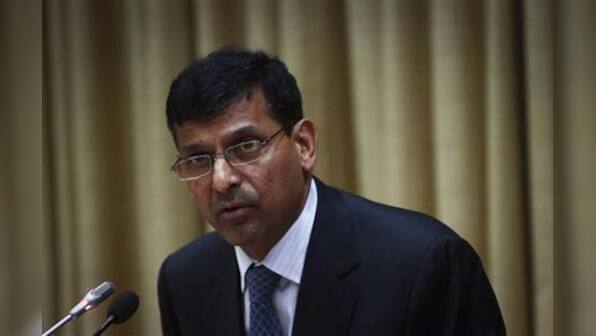 Growth, deficit problems not structural: Rajan – Firstpost