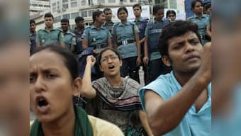 Bangladesh war crimes: Islamist leader Abdul Quader Mullah gets death penalty  