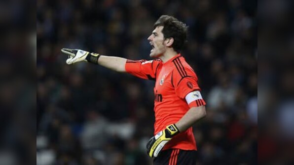 Spain's conundrum before WC qualifiers: Casillas or Valdes?