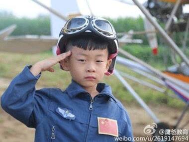 Five-year-old Chinese boy He Yide is the youngest pilot in the world